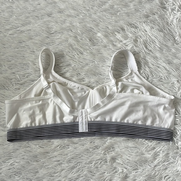 COMFORT CHOICE Women’s wire free unlined bra size 54B - Picture 6 of 10